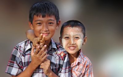 【覺 行 講 座】  2018年11月10日 (六)14:00-17:00   【旅行中看東西方庶民文化的異同】